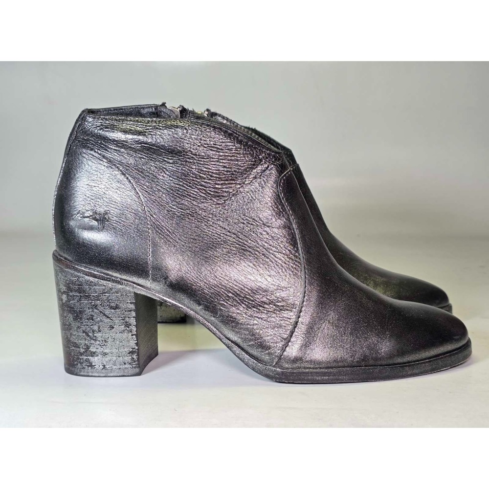 Frye Nora‎ Women's Boots Size 8 B Black Gray Metallic Silver Ankle Zip Shoes